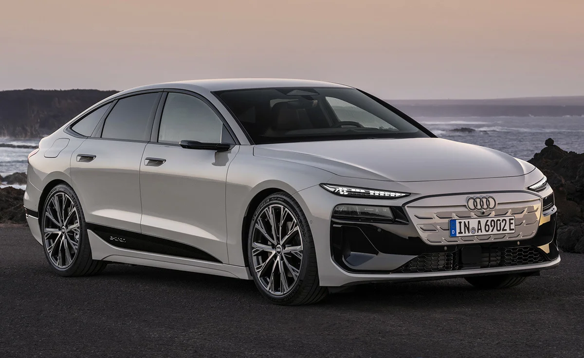 Audi A6 Avant e-tron Advanced (2024)