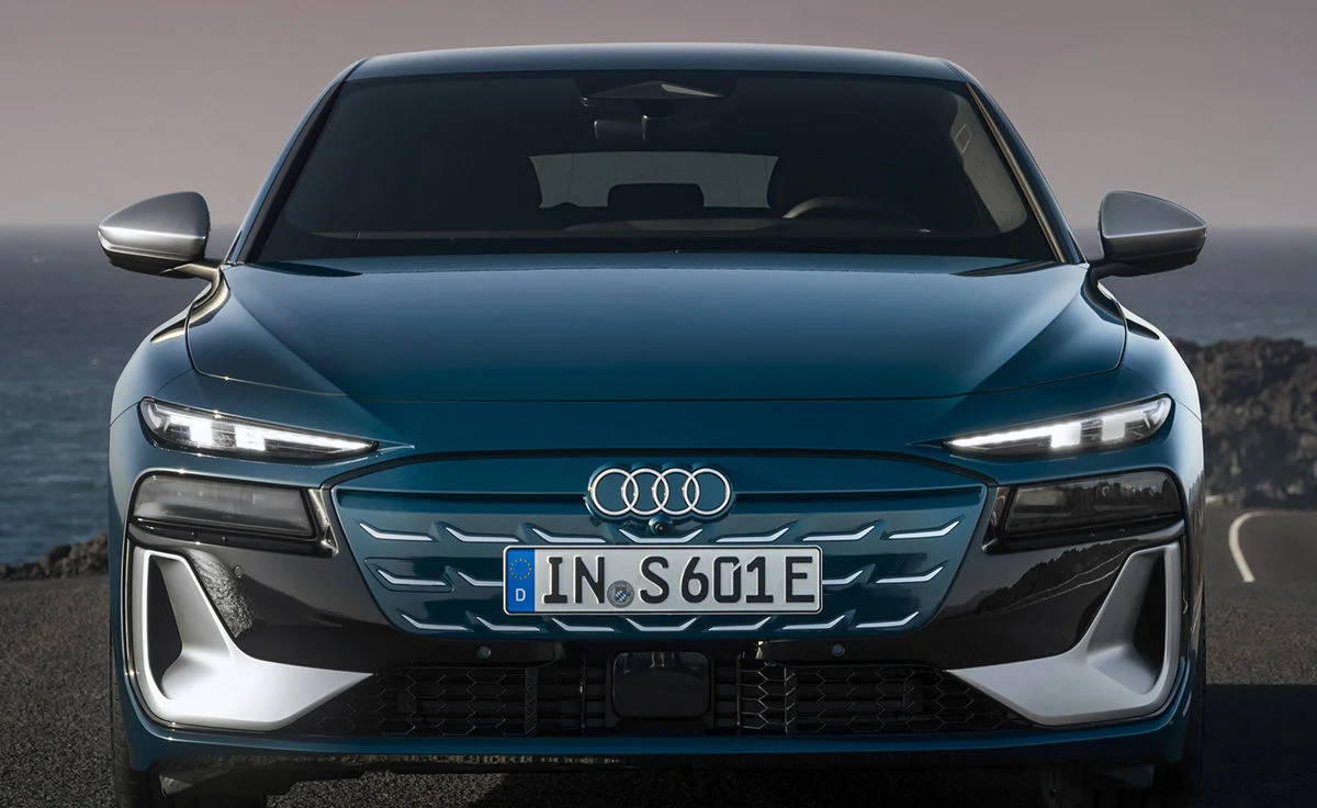 Audi A6 Avant e-tron Advanced (2024)
