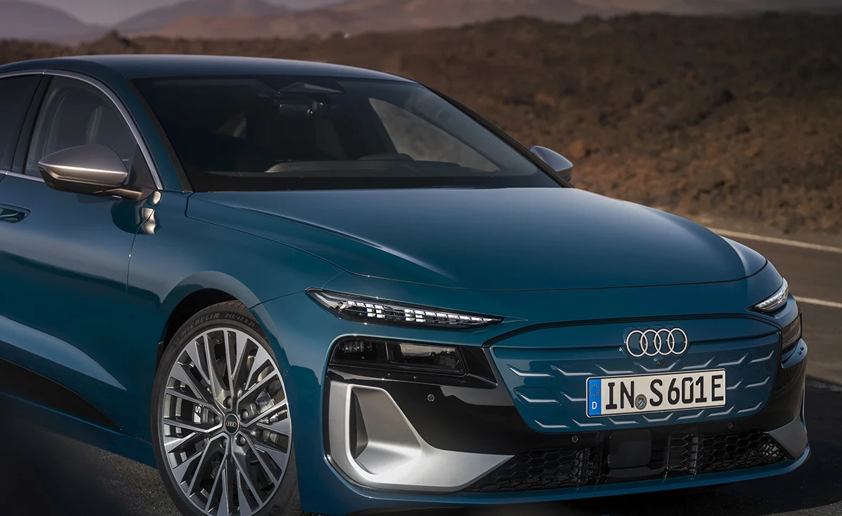 Audi A6 Avant e-tron Advanced (2024)