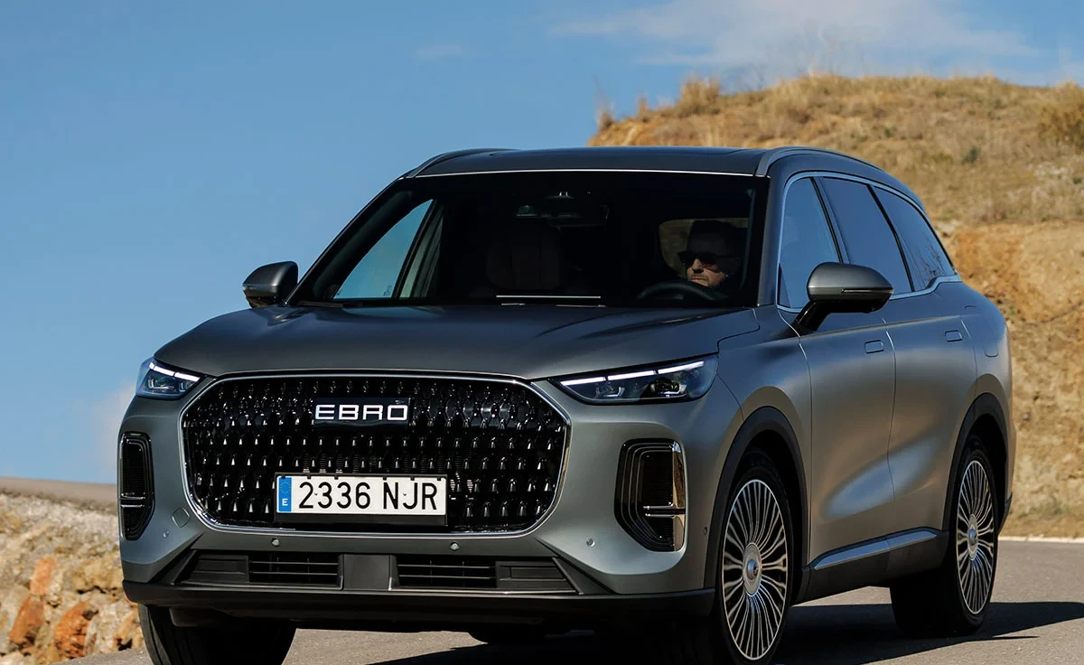 Ebro s900 PHEV 4x4 Luxury