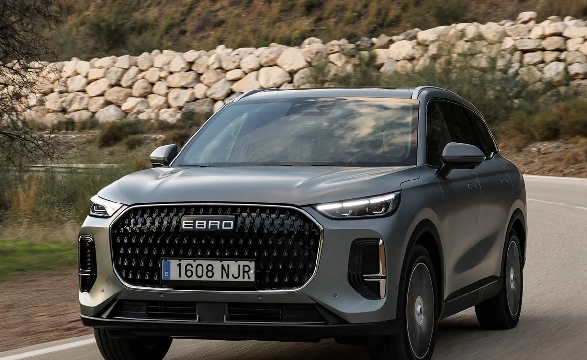 Ebro s900 PHEV 4x4 Luxury