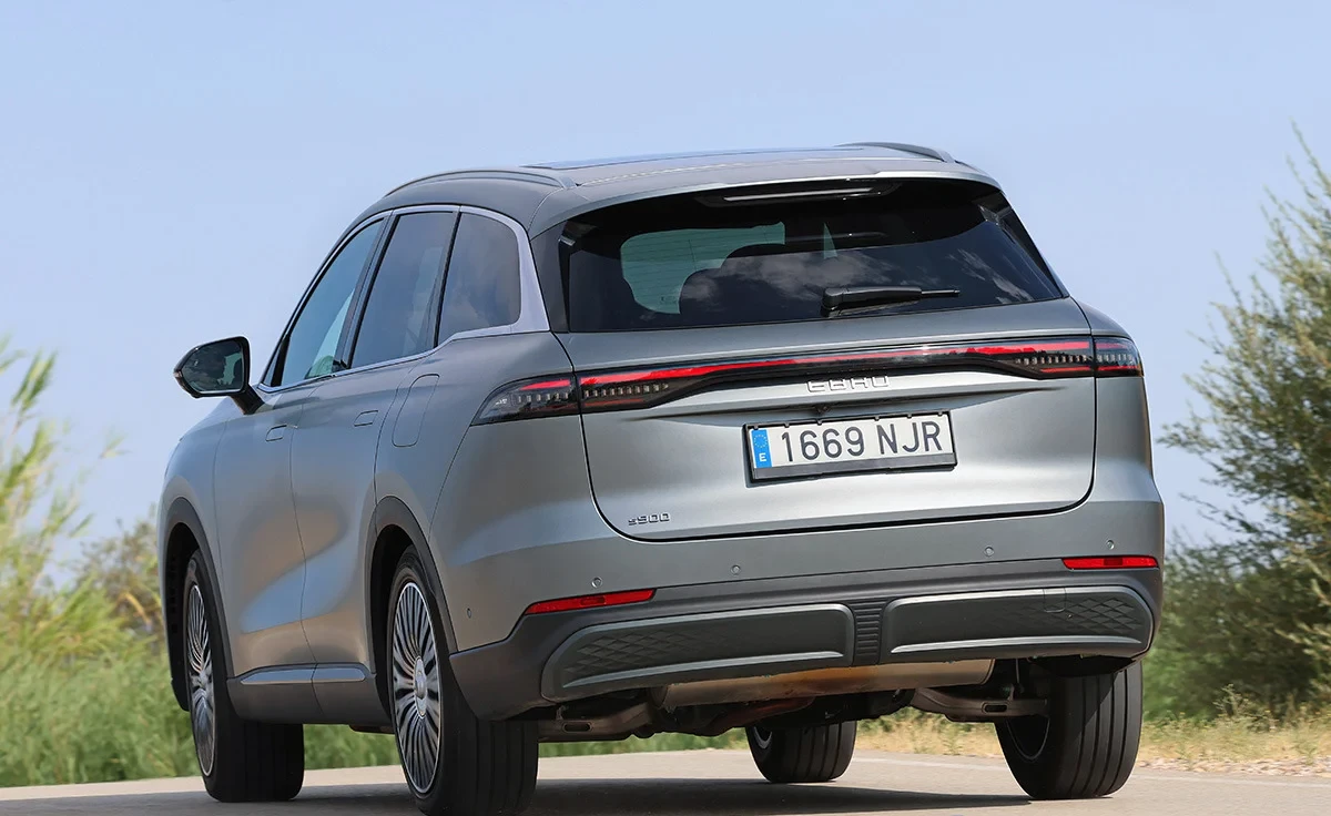 Ebro s900 PHEV 4x4 Luxury