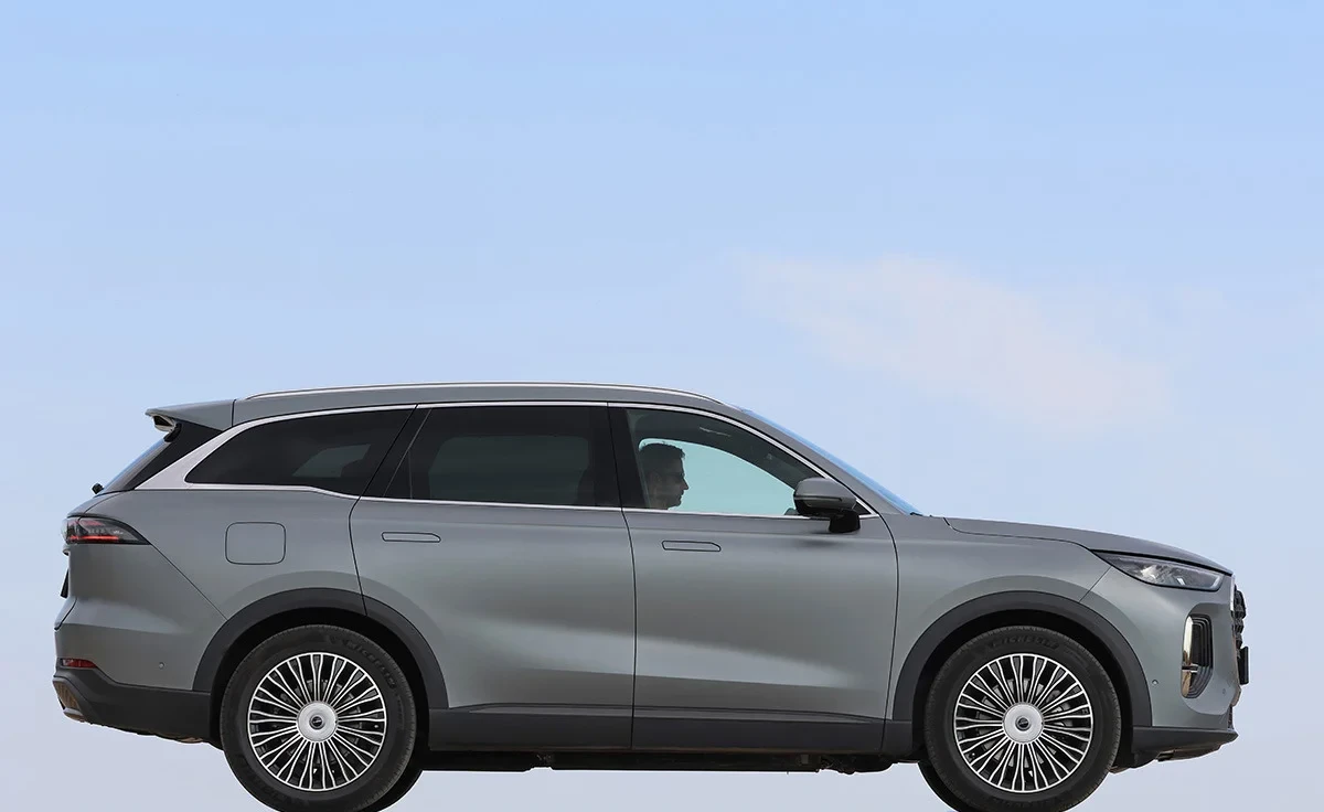 Ebro s900 PHEV 4x4 Luxury