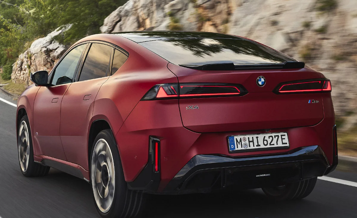 BMW iX4 50 xDrive