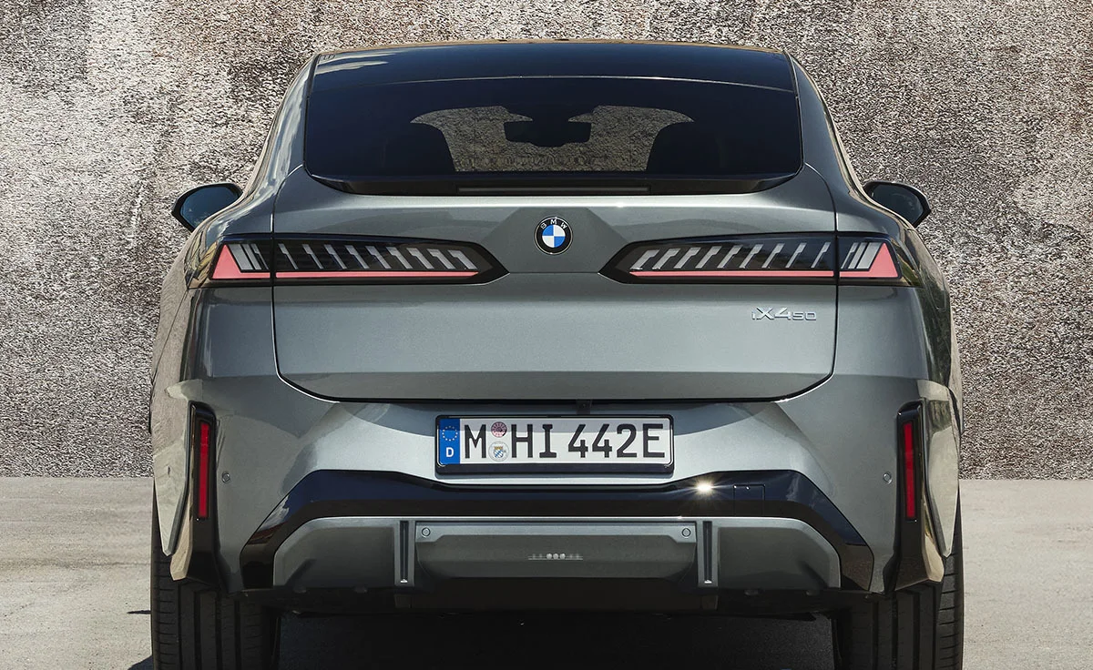 BMW iX4 50 xDrive