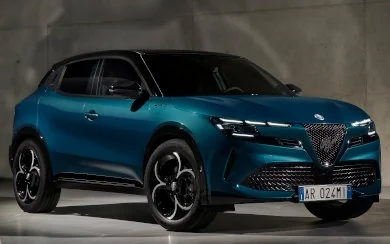 Alfa Romeo Junior Elettrica 115 kW (156 CV) Ti (2025)