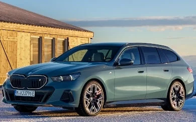 BMW i5 xDrive40 Touring (2024-2025)