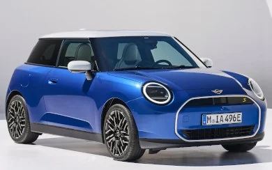 MINI Cooper E Classic (2023)
