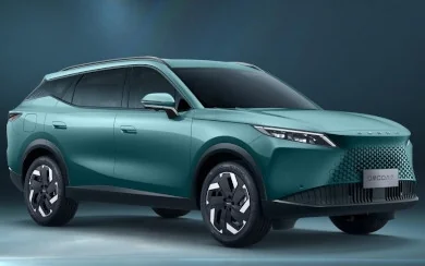 Omoda 7 SHS PHEV Pure 1.5 TGDI 279 CV (2026)
