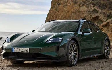 Porsche Taycan Turbo S Cross Turismo (2024)