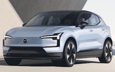 Volvo EX30 Plus Twin Motor Performance (2023)