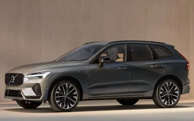 Volvo XC60 Core T6 AWD Híbrido enchufable (2025)