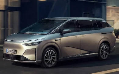 X9 AWD Performance (2026)